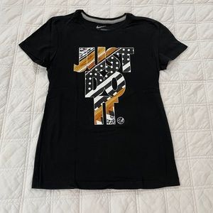 Nike Women’s fit Tee